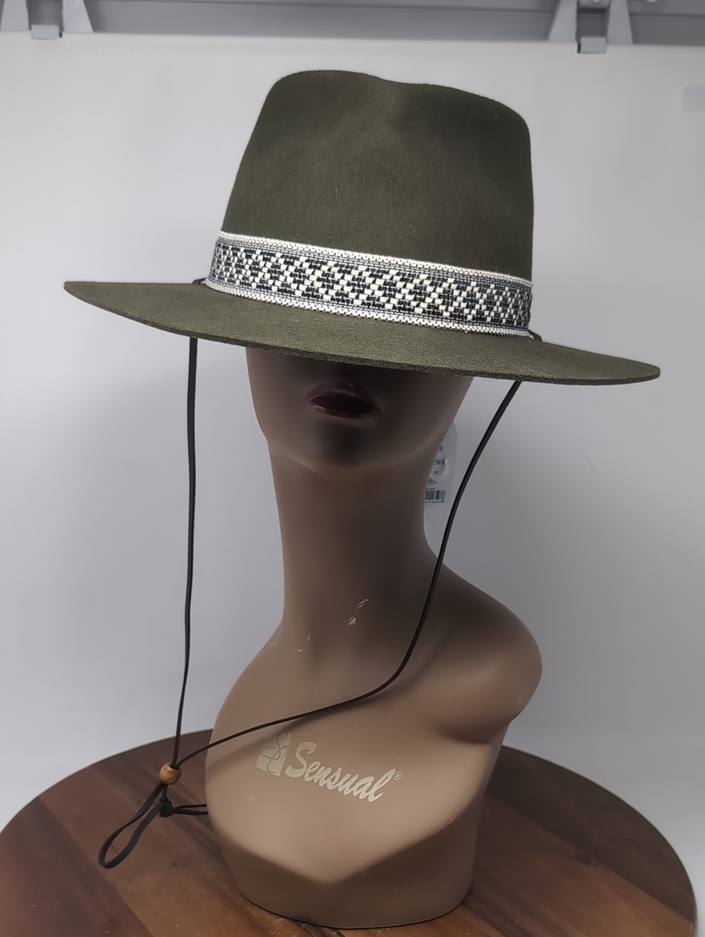 NWT Kooringal Phoenix Wide Brim Hat Size M